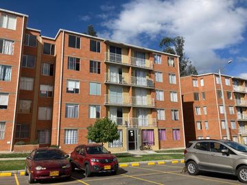 Se vende un hermoso apartamento ubicado en un quinto piso