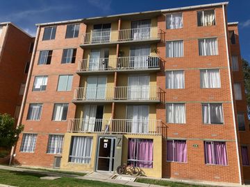 Se vende un hermoso apartamento ubicado en un quinto piso