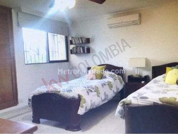Venta de espectacular casa tipo mansión