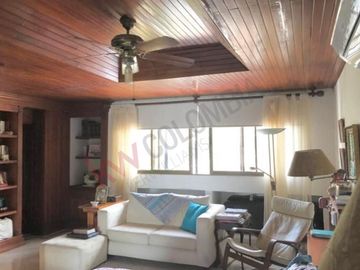 Venta de espectacular casa tipo mansión