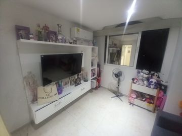 Venta espectacular casa de dos niveles en conjunto residencia