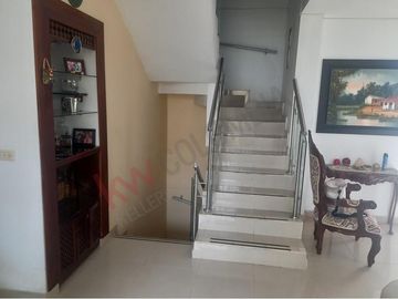 Venta de oportunidad de casa dúplex