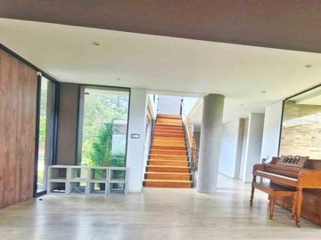 En venta Casa Moderna de 2 niveles en Condominio, Tenjo, Cundinamarca