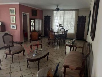 Venta de espaciosa casa en El barrio La Campiña en la ciudad de Barranquilla