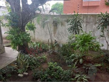 Venta de espaciosa casa en El barrio La Campiña en la ciudad de Barranquilla