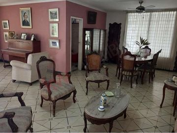 Venta de espaciosa casa en El barrio La Campiña en la ciudad de Barranquilla