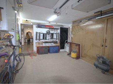 Amplia Casa de 5 habitaciones cerca a Bulevar Niza en Bogotá, súper linda.