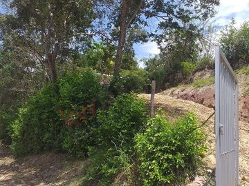 En Venta Cabaña de dos habitaciones y Lote en Agua de Dios Cundinamarca-7645