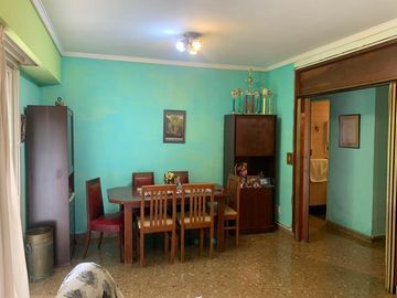 Departamento al frente 3amb en colegiales