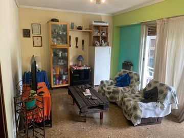 Departamento al frente 3amb en colegiales