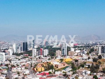 ESTUDIO EN VENTA EN SIDEWAYS, LA CACHO, TIJUANA