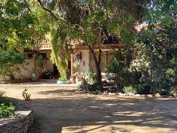 Se Vende Casa con Terreno, Centro de Rinconada
