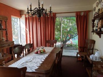 Se Vende Casa con Terreno, Centro de Rinconada