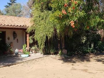Se Vende Casa con Terreno, Centro de Rinconada
