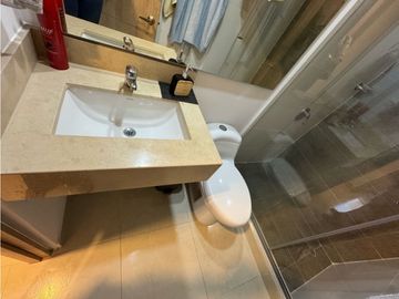 Venta de Espectacular  apartamento  en Zafiro