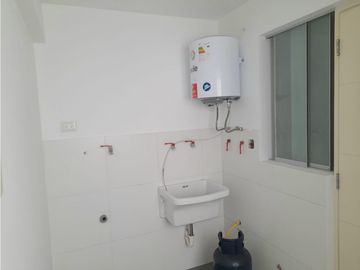 BAJO DE PRECIO! Amplio departamento en venta en Miraflores