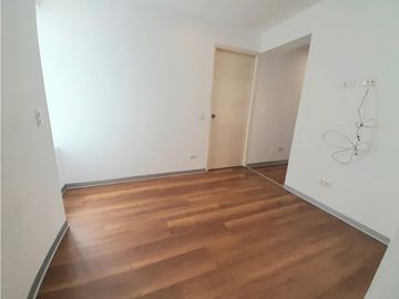 BAJO DE PRECIO! Amplio departamento en venta en Miraflores