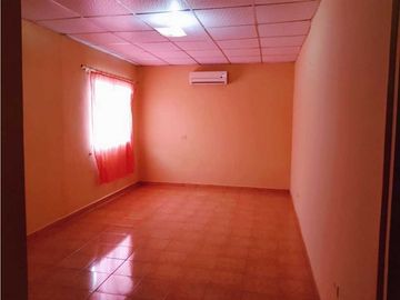 VENDO CASA DE SEGUNDA EN BOQUERON