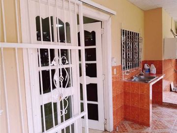 VENDO CASA DE SEGUNDA EN BOQUERON
