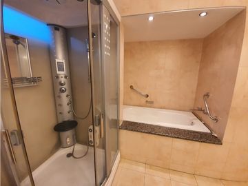 Venta de apartamento en Punta  Paitilla, PH Torre Alamar