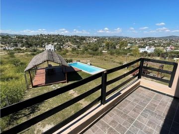 VENTA CASA SANTA CRUZ DEL LAGO CARLOS PAZ 4 DOR PISCINA