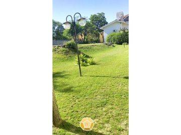VENTA CASA CÓRDOBA CARLOS PAZ  4 AMBIENTES PILETA