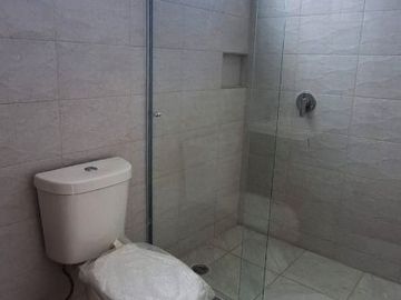 Casas en venta en Fraccionamiento Fuente de San Pablo, a unos minutos de CU