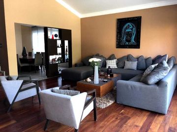 Casa en Venta en Puebla. Excelentes espacios y acabados.