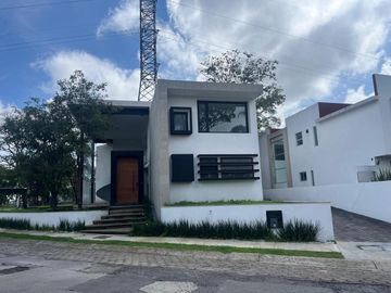 Casa en Venta, Condado de Sayavedra, 3 Recamaras