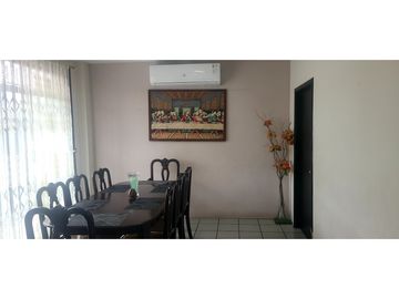 En venta casa  sector parque la Rotonda Portoviejo