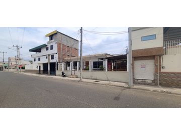 En venta casa  sector parque la Rotonda Portoviejo