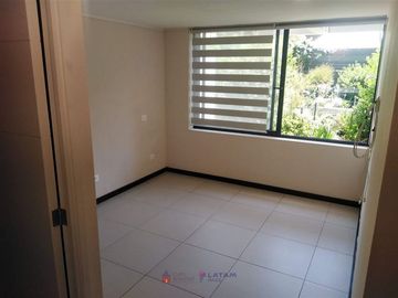 Departamento en Venta en Avda Ossa/ Obispo del Solar