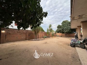CASA EN VENTA LAS QUINTAS