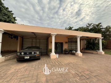 CASA EN VENTA LAS QUINTAS