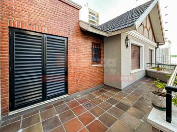 Chalet en venta en Lanus Oeste