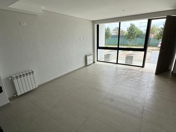 Duplex en Carolinos