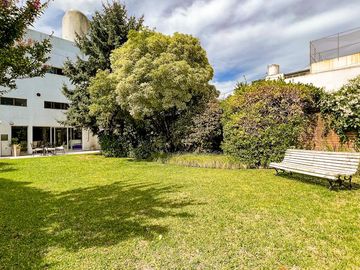 Venta  importante piso  con cochera  barrio Chauvin. Mar del Plata