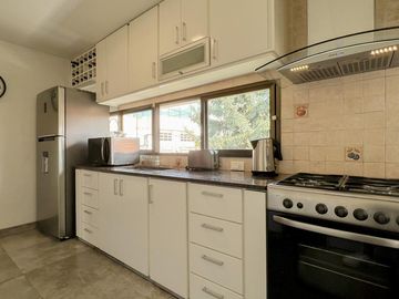Venta  importante piso  con cochera  barrio Chauvin. Mar del Plata