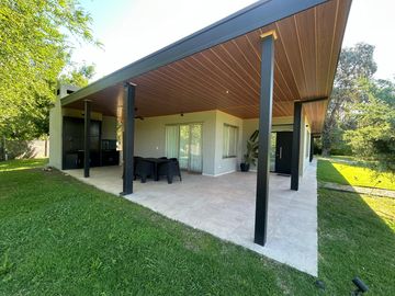 Venta - Casa - Barrio Parque La Verdad - Exaltación de la Cruz