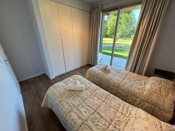 Venta - Casa - Barrio Parque La Verdad - Exaltación de la Cruz