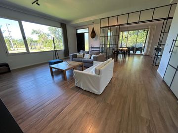 Venta - Casa - Barrio Parque La Verdad - Exaltación de la Cruz