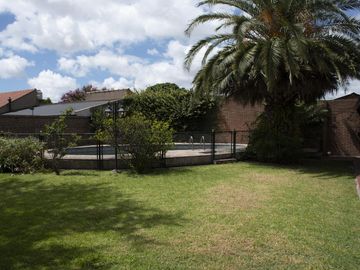 Casa en  Barrio Parque Quilmes