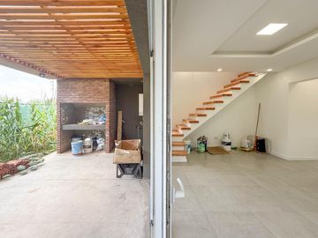 Casa 2 dormitorios en Condominio - Tierra de sueños 3, Roldan