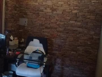 Casa en venta - 4 dormitorios  4 baños - Pileta - 658 m2 - City Bell