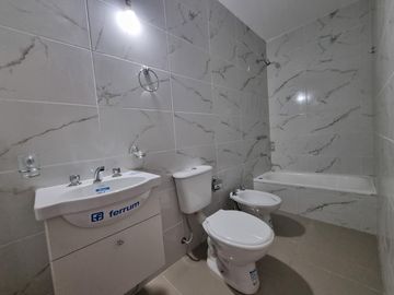 Oportunidad Departamento Dos Dormitorios Suite Balcon A Estrenar. Lourdes