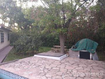 VENTA -EXCELENTE CASA QUINTA EN CUMBRE DE LA ROSA III-