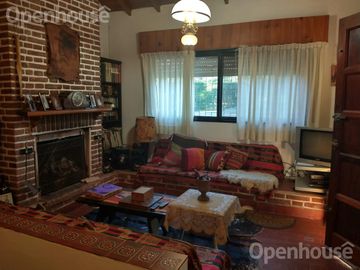 VENTA -EXCELENTE CASA QUINTA EN CUMBRE DE LA ROSA III-