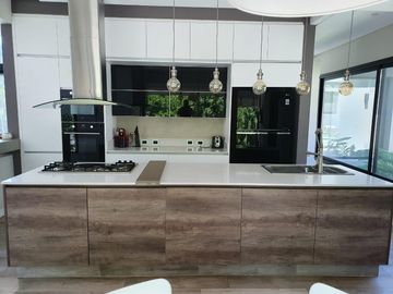 Casa en  Alquiler anual Benavidez Greens - 3 dormitorios - excelente acceso