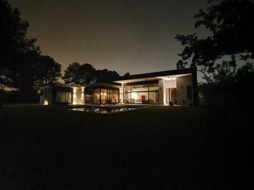 Casa en  Alquiler anual Benavidez Greens - 3 dormitorios - excelente acceso