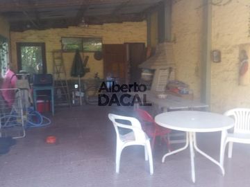 Casa en Venta en 452/ 21a y 21c City Bell - Alberto Dacal Propiedades